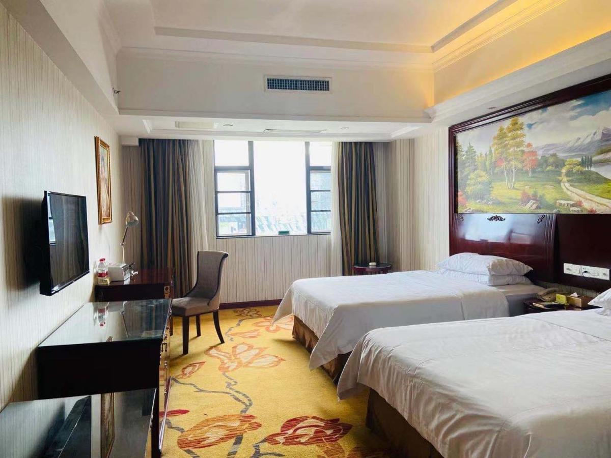 Vienna Hotel Foshan Nanhai City Square Екстер'єр фото